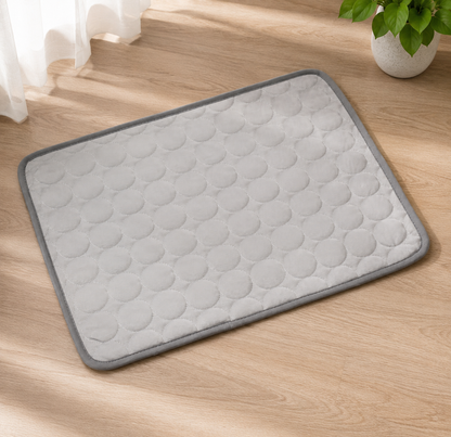 FrostPaw™ – Tapis Rafraîchissant Confort pour Chien ❄️🐾